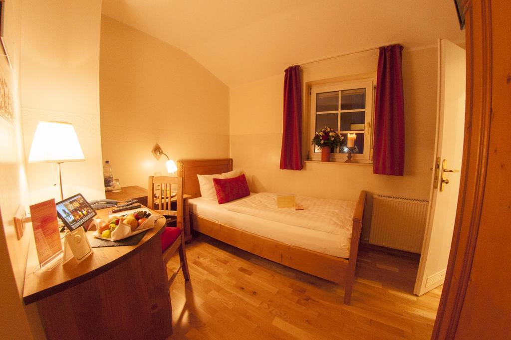 Ringhotel Lutherhotel Eisenacher Hof Екстер'єр фото